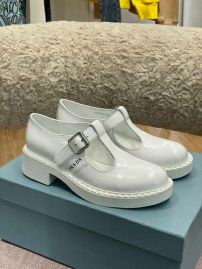 Picture of Prada Shoes Women _SKUfw110573884fw